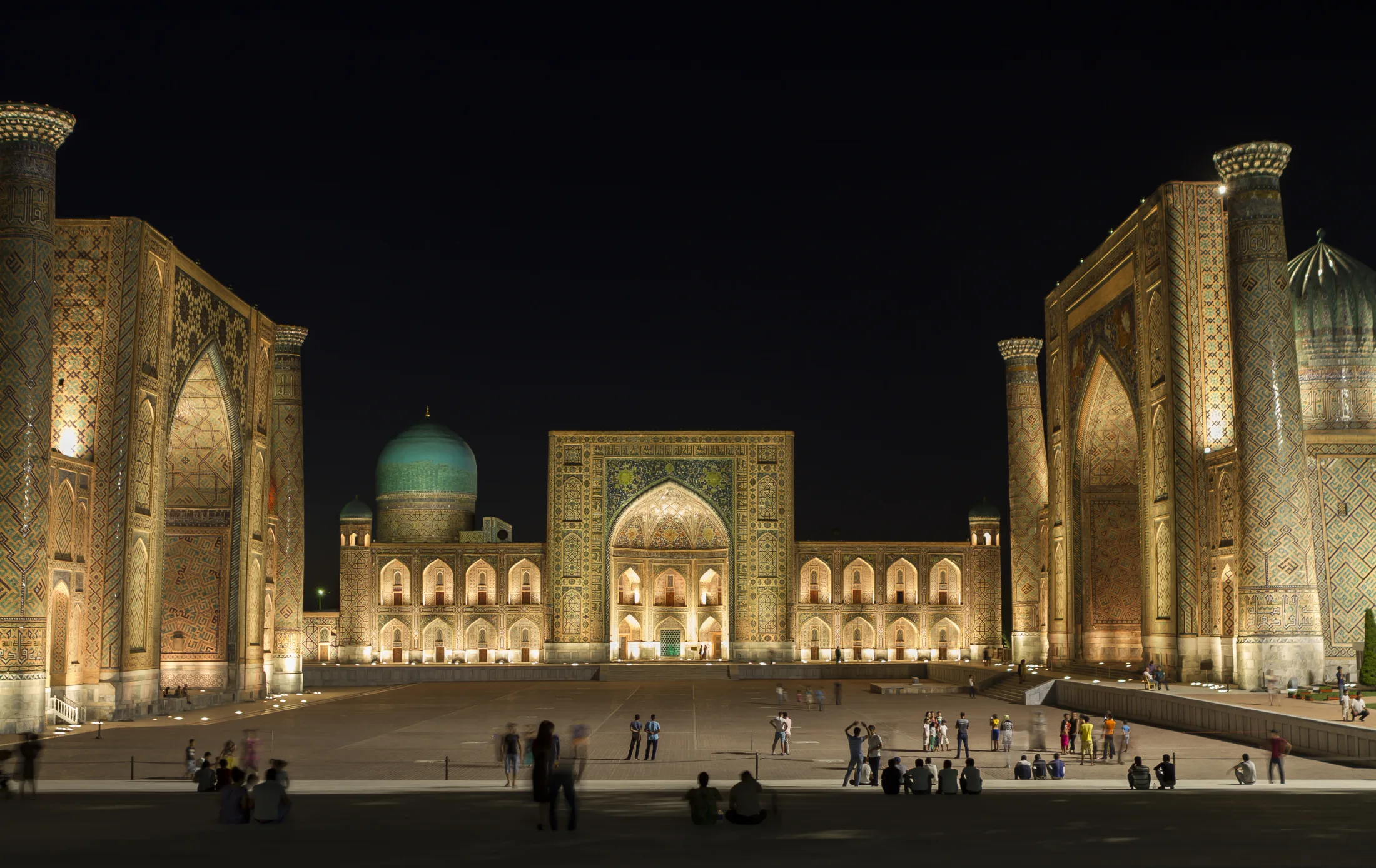 REGISTAN SQUARE · SAMARKAND